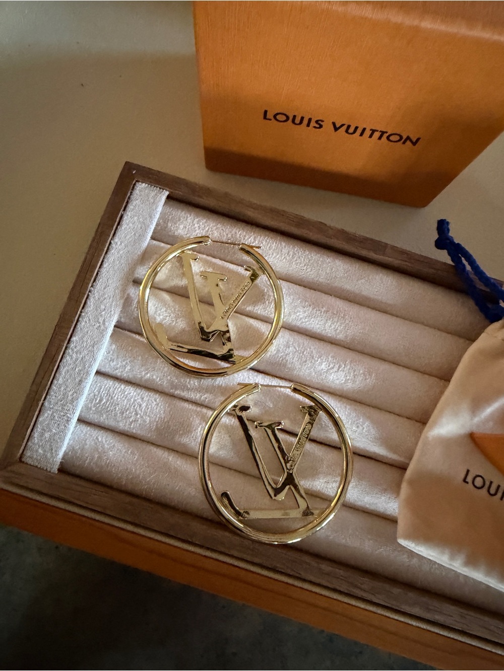 Louis Vuitton Gold-Tone LV Logo Hoop Earrings - Picture 3 of 6